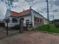 Eladó családi ház, Cserkúton 115.9 M Ft, 7 szobás