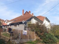 Eladó ikerház, Ajkán 57.9 M Ft, 5 szobás / költözzbe.hu