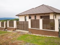 Eladó családi ház, Vácrátóton 139 M Ft, 4 szobás