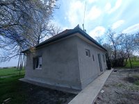 Eladó családi ház, Újszászon 19.5 M Ft, 2 szobás