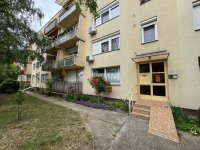 Eladó panellakás, Kecskeméten 44.9 M Ft, 2 szobás