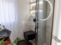 Eladó családi ház, Szentendrén 215 M Ft, 6 szobás