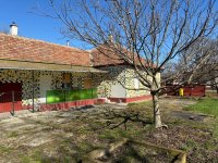 Eladó családi ház, Füzesabonyban, Alkotmány utcában 22 M Ft