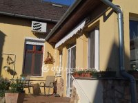 Eladó családi ház, Nyíregyházán 96 M Ft, 2+1 szobás