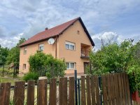 Eladó családi ház, Balatonalmádiban 139 M Ft, 4 szobás