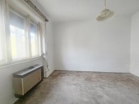 Eladó családi ház, Debrecenben 23.9 M Ft, 1 szobás