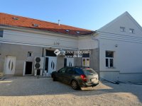 Eladó családi ház, Nagykőrösön 195 M Ft, 16 szobás