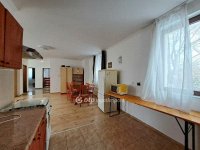 Eladó családi ház, Nyíregyházán 75 M Ft, 5 szobás