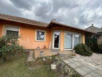 Eladó családi ház, Inárcson 126 M Ft, 4 szobás