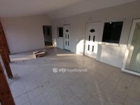 Eladó családi ház, Debrecenben 109.9 M Ft, 5 szobás