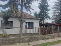 Eladó családi ház, Tatabányán 72 M Ft, 3 szobás