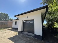 Eladó családi ház, Kecskeméten 99.9 M Ft, 5 szobás
