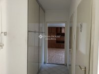 Eladó panellakás, Kecskeméten 40.5 M Ft, 2 szobás