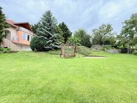 Eladó családi ház, Szentendrén 329 M Ft, 10 szobás