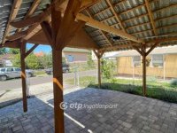Eladó családi ház, Újszászon 43 M Ft, 5+2 szobás