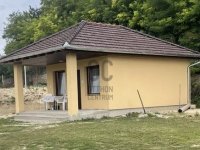 Eladó családi ház, Enyingen 24.9 M Ft, 1 szobás