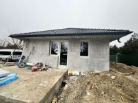 Eladó családi ház, Kecskeméten 65 M Ft, 4 szobás