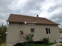 Eladó családi ház, Újszászon 30 M Ft, 5 szobás