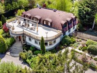 Eladó családi ház, Solymáron 350 M Ft, 9 szobás
