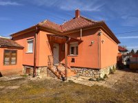 Eladó családi ház, Pápán 35 M Ft, 2 szobás