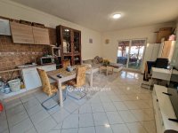 Eladó családi ház, Szirmabesenyőn 118 M Ft, 5+2 szobás