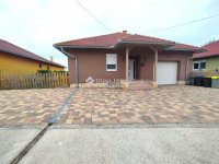 Eladó családi ház, Mohácson 84.5 M Ft, 4 szobás