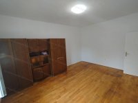Kiadó téglalakás, albérlet, Oroszlányban 130 E Ft / hó