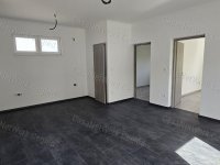 Eladó ikerház, Cegléden 50 M Ft, 4 szobás / költözzbe.hu
