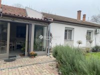 Eladó családi ház, Csongrádon 63.5 M Ft, 6 szobás