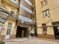 Eladó téglalakás, V. kerületben 95 M Ft, 4 szobás
