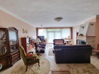 Eladó családi ház, Budakeszin 174.9 M Ft, 7 szobás