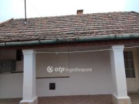 Eladó családi ház, Jászberényben 17.5 M Ft, 1 szobás