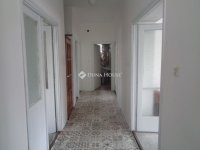 Eladó családi ház, Tésen 50 M Ft, 5 szobás