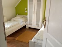 Eladó családi ház, Vonyarcvashegyen 92 M Ft, 3+3 szobás