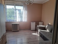 Kiadó panellakás, albérlet, Kecskeméten 140 E Ft / hó, 3 szobás