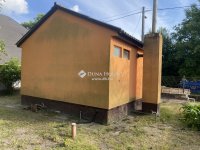 Eladó családi ház, Tasson 17 M Ft, 2 szobás