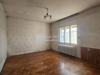 Eladó családi ház, Szentendrén 98 M Ft, 3 szobás