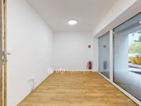 Eladó üzlethelyiség, Nyíregyházán 13.95 M Ft, 1 szobás