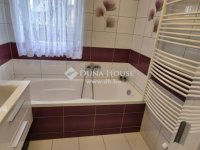 Eladó családi ház, Mohácson 87.5 M Ft, 3 szobás