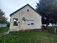 Eladó családi ház, Csomában 11.5 M Ft, 2 szobás