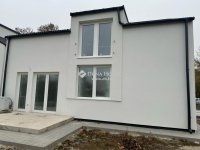 Eladó téglalakás, Ráckevén 97.5 M Ft, 5 szobás