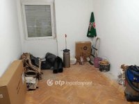 Eladó családi ház, Pécsett 105 M Ft, 9+1 szobás