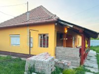 Eladó családi ház, Tiszacsegén 19 M Ft, 2+2 szobás