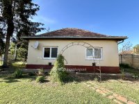 Eladó családi ház, Debrecenben 52 M Ft, 3 szobás