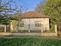 Eladó családi ház, Enyingen 23 M Ft, 3 szobás