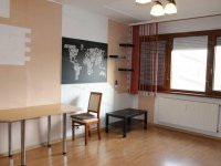 Kiadó panellakás, albérlet, Szolnokon 120 E Ft / hó, 1+1 szobás