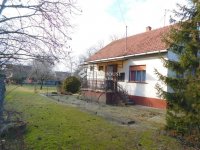 Eladó családi ház, Kecskeméten 57 M Ft, 4 szobás