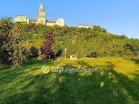 Eladó családi ház, Pannonhalmán 175 M Ft, 5 szobás