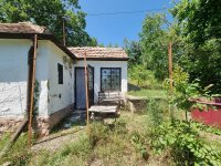 Eladó családi ház, Pécsett 4.9 M Ft, 1 szobás