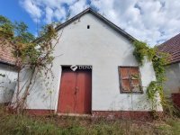 Eladó nyaraló, Hajóson 3.2 M Ft, 2 szobás / költözzbe.hu